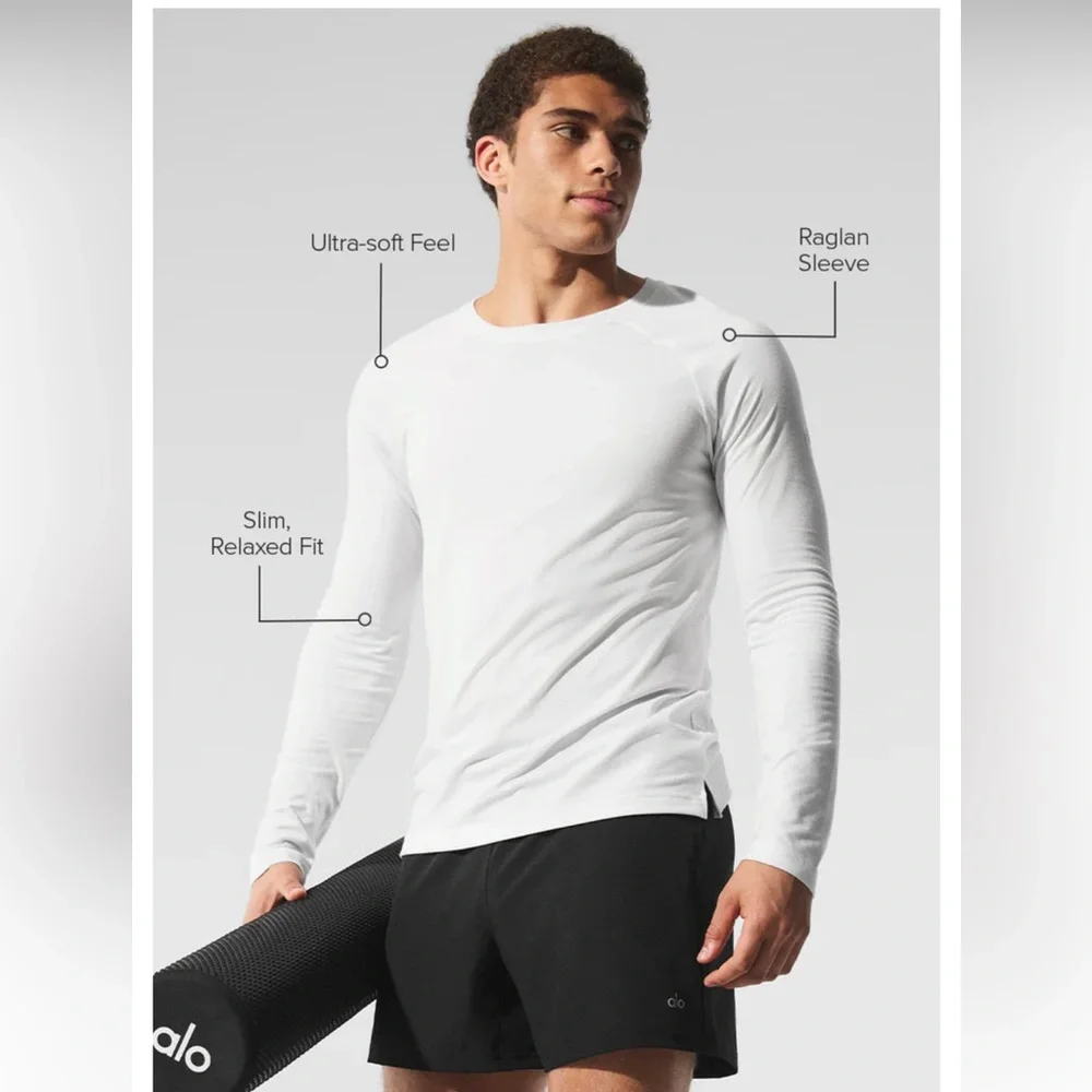 ALO Yoga Activewear Triumph Long Sleeve Tshirt in White Mens Size XL - Picture 2 of 13